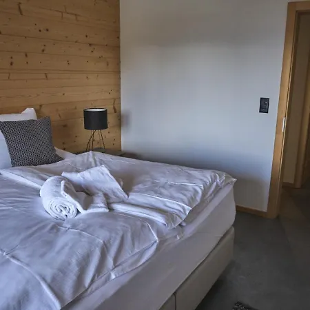 Beautiful Luxury Veyon Chalet *