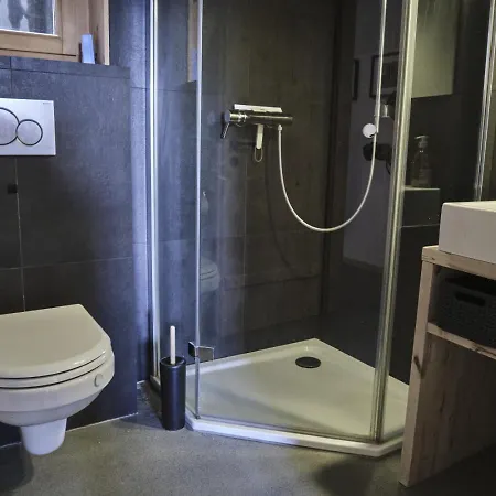 Beautiful Luxury Veyon Chalet