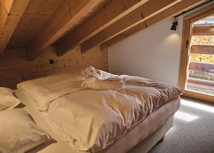 Beautiful Luxury Veyon