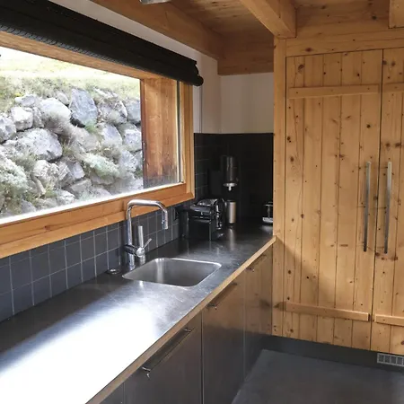 Beautiful Luxury Veyon Chalet